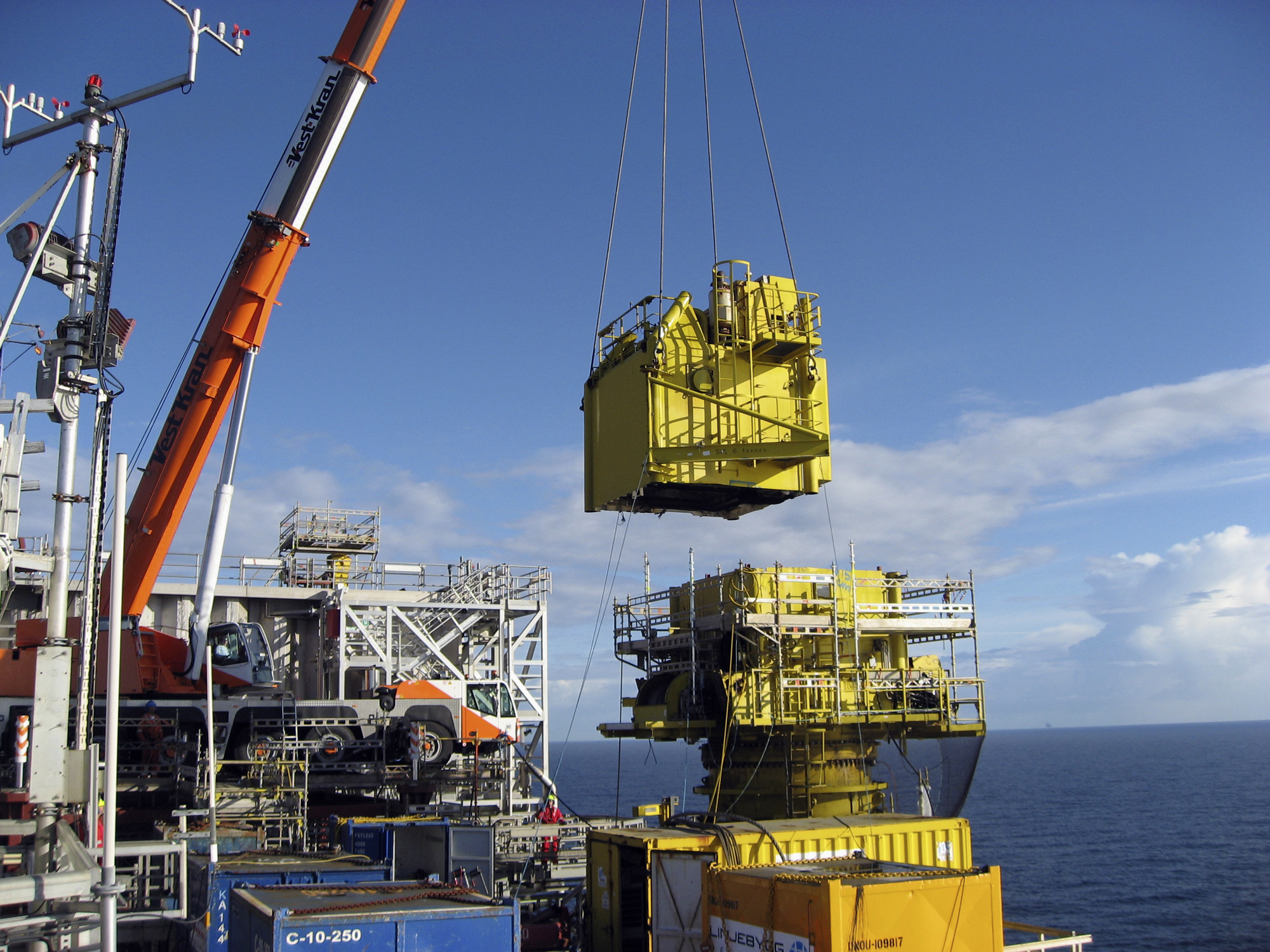 Lifting and rigging